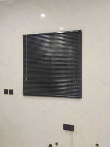 رول شتر ستائر المنيوم خارجية