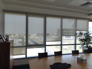 ستائر الرول صن سكرين